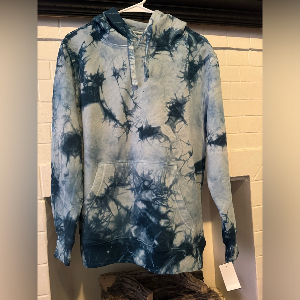 Original Paperbacks  Tie-dye hoddie in blue